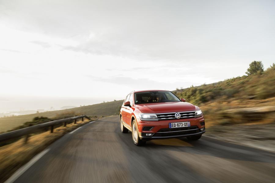  Volkswagen Tiguan Allspace 2017 года  (WW) (фото 42 из 55)